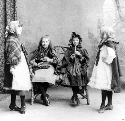 yyoung pipers from Cork 1900
